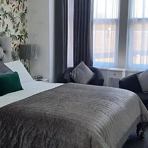3* Гостевой дом Sunflower