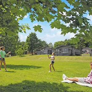  База отдыха Aysgarth Lodges